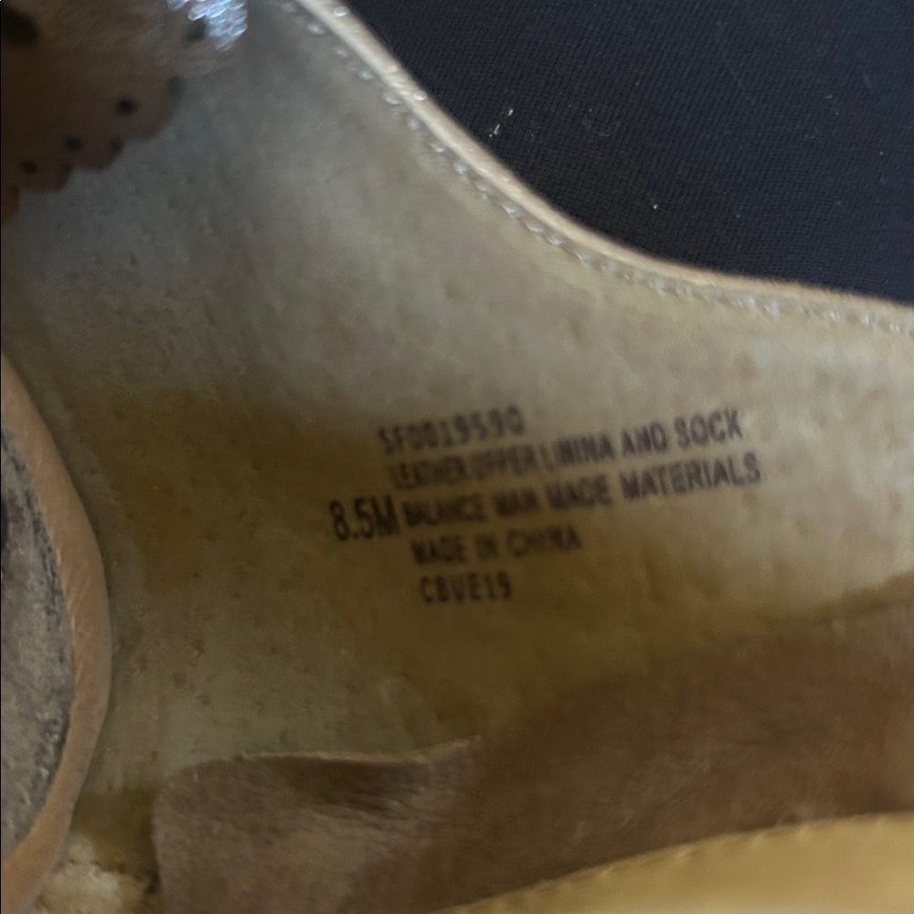 Sofft women’s leather ankle shoes, size 8.5 - Picture 7 of 7